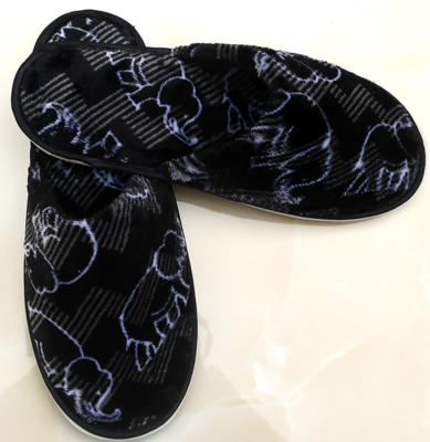 舒適便捷的居家選擇 花布一次性拖鞋